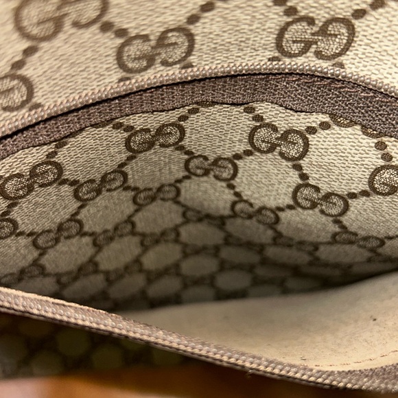 Authentic Vintage Gucci PVC Large Tote Bag with Web Handles - Picture 3 of 16